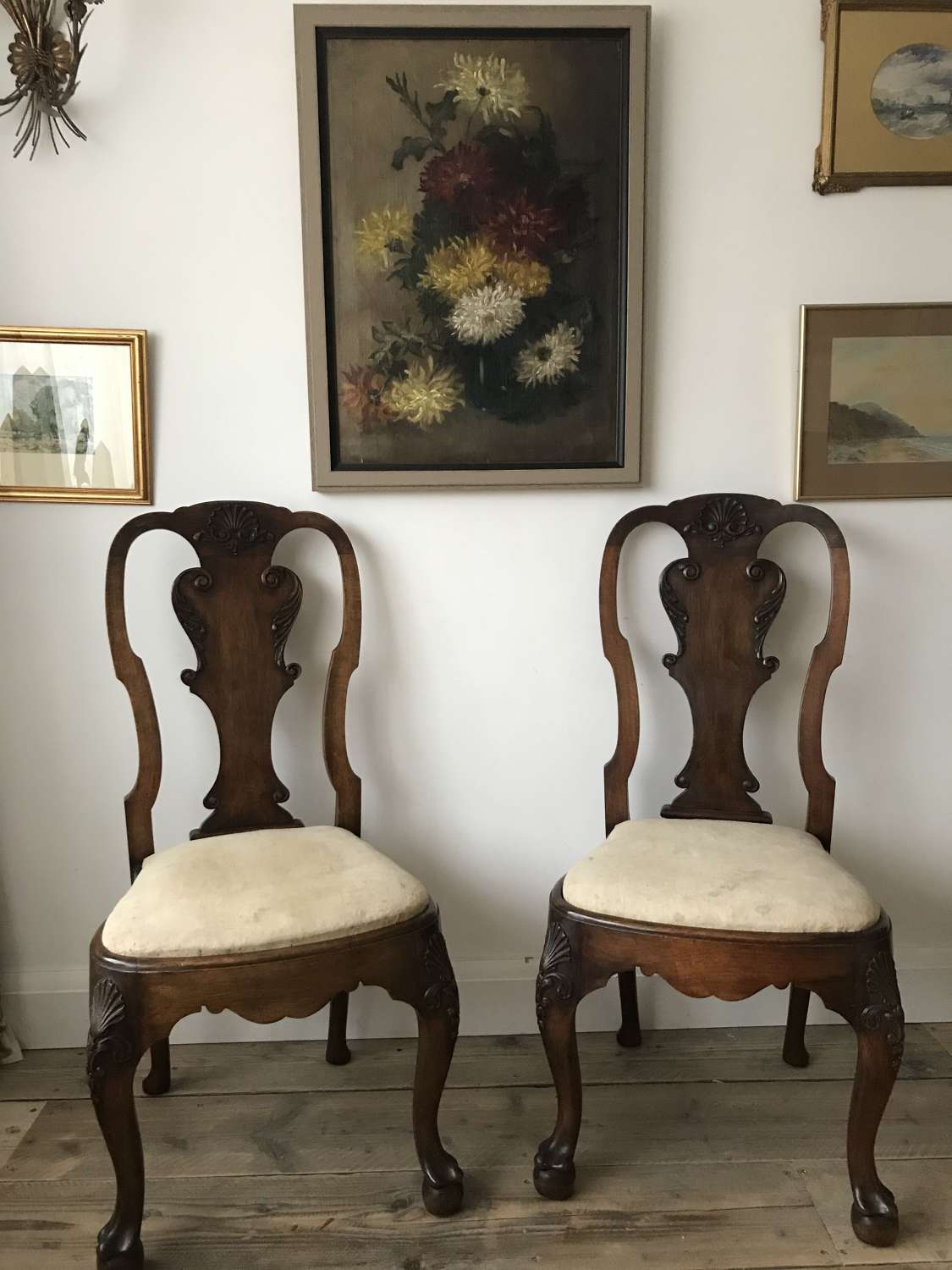 Pair of antique side chairs of George 2 pattern