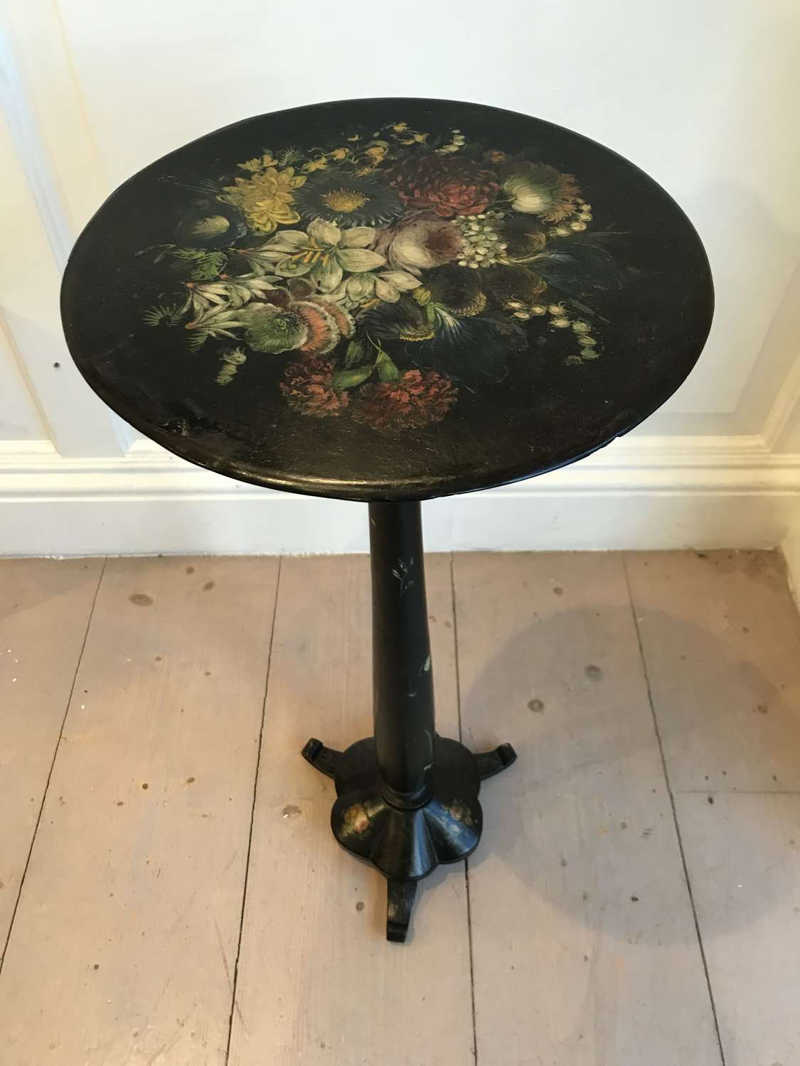 Rare 19th century slate top hand painted tableq