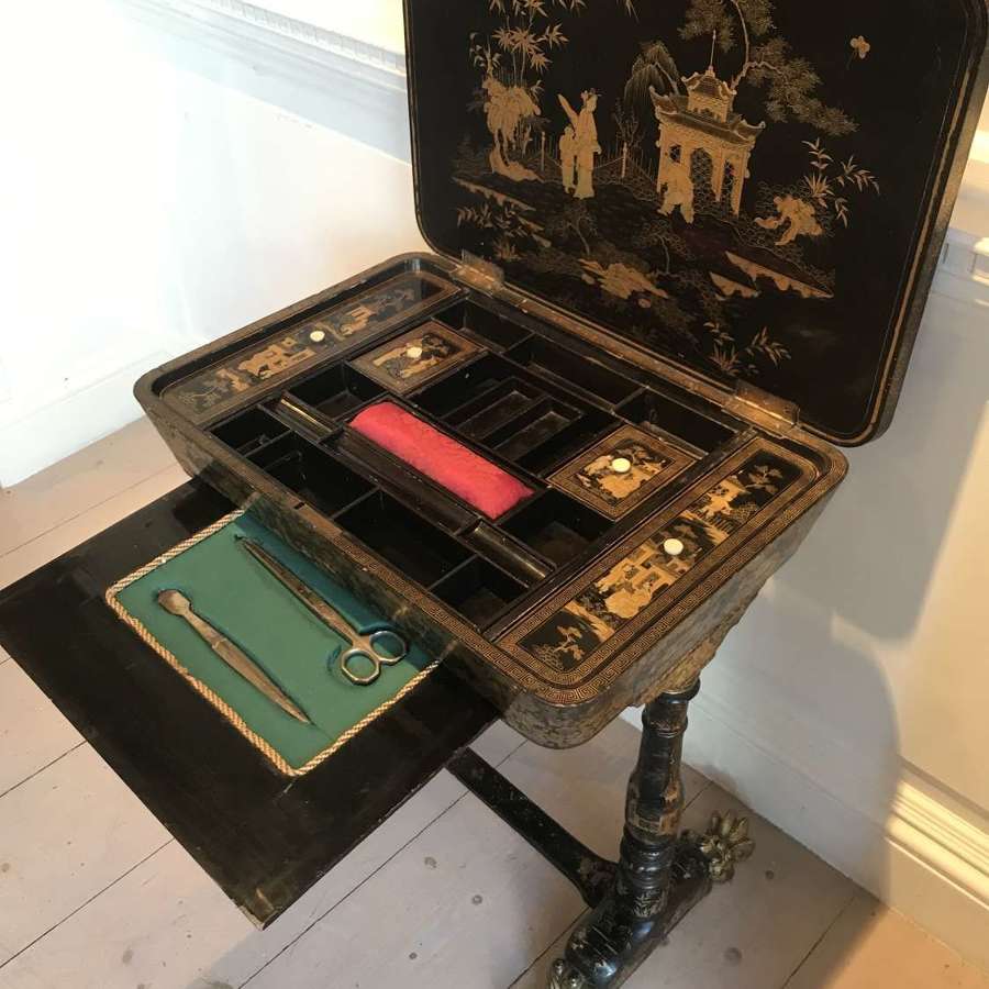19th century Chinoiserie Sewing Table